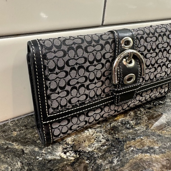 Coach Vintage Signature Monogram Long Trifold Wallet in Black - Picture 2 of 8